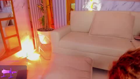 Snapshot of erotik_lady chatting on March 2, 10:16 am TINY online show from March 2, 10:16 am