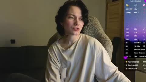 esajukyy online show from March 30, 2:38 pm