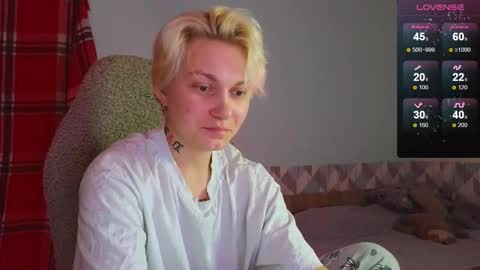 Snapshot of esajukyy chatting on January 27, 11:00 am esajukyy online show from January 27, 11:00 am