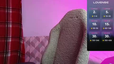 Snapshot of esajukyy chatting on September 20, 11:30 am esajukyy online show from September 20, 11:30 am