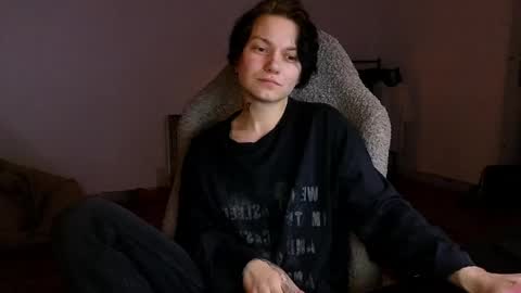esajukyy online show from May 15, 3:04 pm