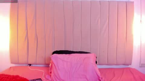 Scarlett online show from May 25, 1:04 am