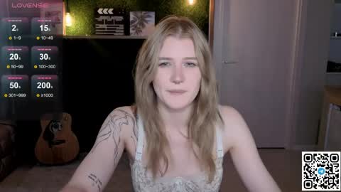 EshleGreen online show from May 24, 3:22 pm