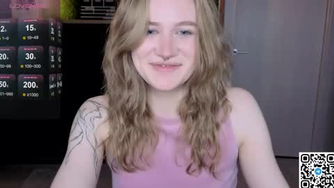 EshleGreen online show from May 9, 10:01 pm