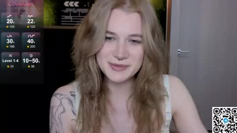 EshleGreen online show from May 16, 9:36 pm