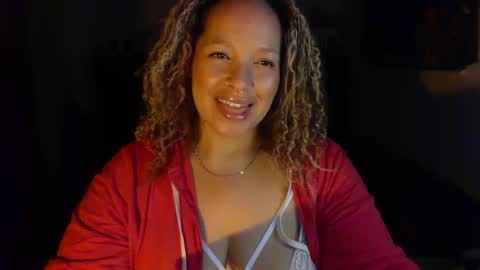 Esme Luv online show from September 20, 12:10 am