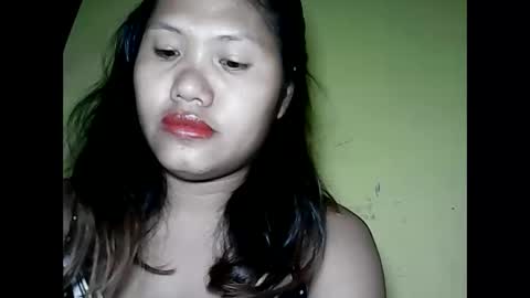 especialgirl_28 online show from December 5, 7:06 pm