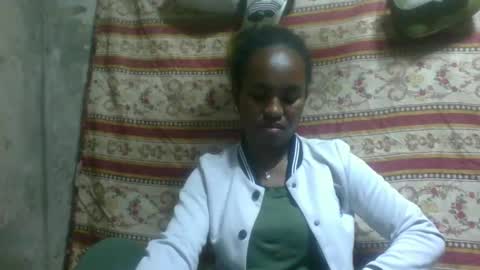 estanie online show from October 13, 8:44 pm