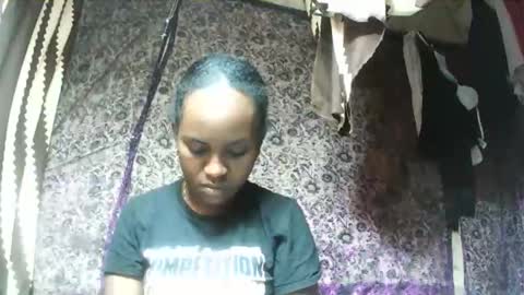 estanie online show from November 13, 7:02 pm