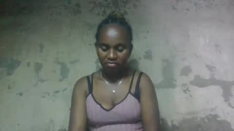 estanie online show from October 10, 10:25 pm