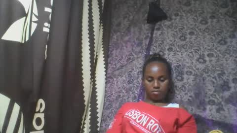 estanie online show from October 27, 7:30 pm