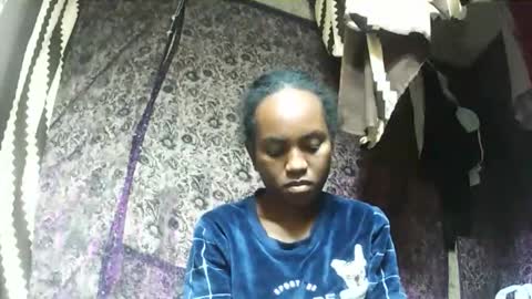 estanie online show from November 14, 7:36 pm