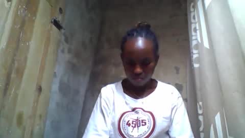 estanie online show from October 9, 9:30 pm