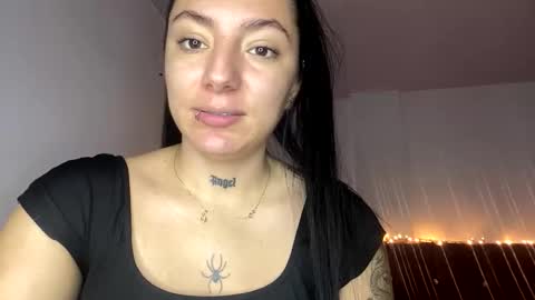 estefa1 online show from March 3, 6:25 pm