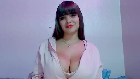 Estefa online show from February 6, 3:15 pm
