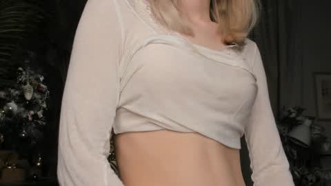 Natalie online show from December 22, 6:16 am