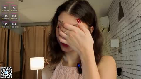 Elsa online show from October 28, 6:13 pm