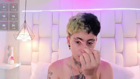 Ethan online show from July 5, 11:38 am