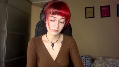 Emily online show from December 18, 5:01 am