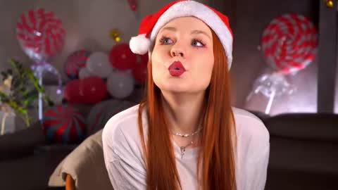 Lillie here and its my first day online show from December 20, 2:21 pm