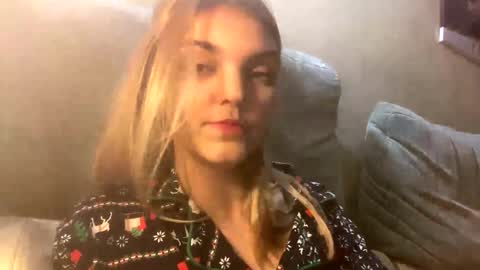 Viola online show from January 9, 6:56 pm