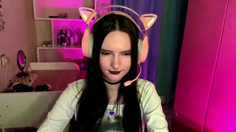 Kate online show from May 7, 7:45 am