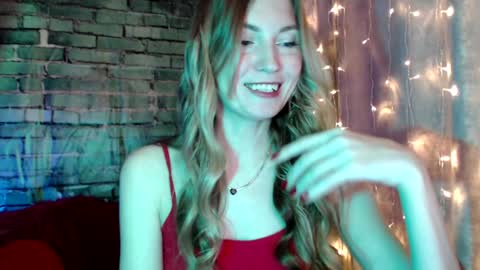 Snapshot of euphoria055 chatting on January 4, 11:38 pm Liana online show from January 4, 11:38 pm