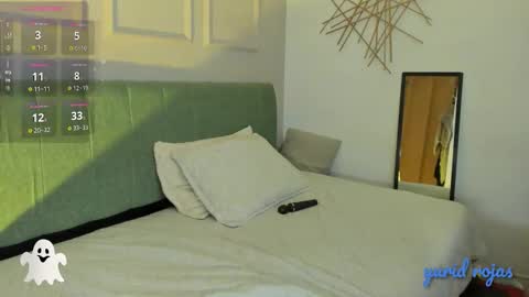 Eva  online show from October 31, 2:13 am