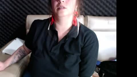 eva online show from April 30, 1:44 am