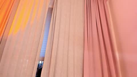 Eva Davis online show from March 13, 3:52 am