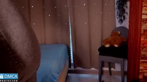 eva delight online show from November 10, 11:05 am