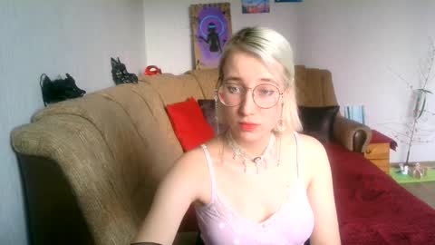 eva_forrest online show from February 10, 5:58 am