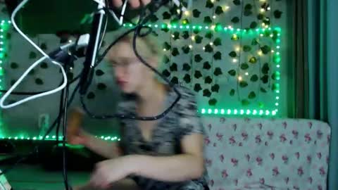 eva_forrest online show from September 23, 9:02 pm