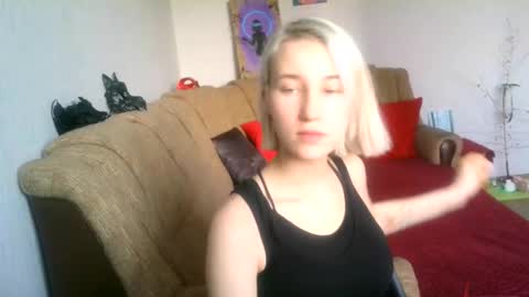 eva_forrest online show from February 11, 5:37 am
