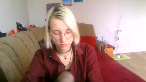 eva_forrest online show from February 14, 9:13 am