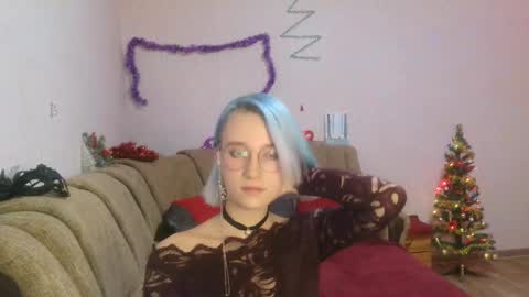 eva_forrest online show from December 17, 5:58 pm