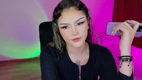 Eva  online show from May 5, 3:48 pm