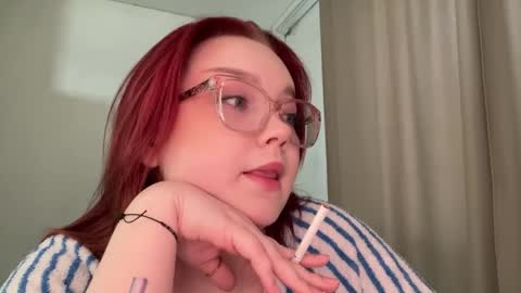 eva_kittenn online show from May 20, 3:09 pm