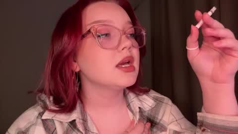 eva_kittenn online show from May 9, 7:05 pm