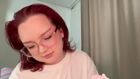 eva_kittenn online show from May 15, 2:09 pm