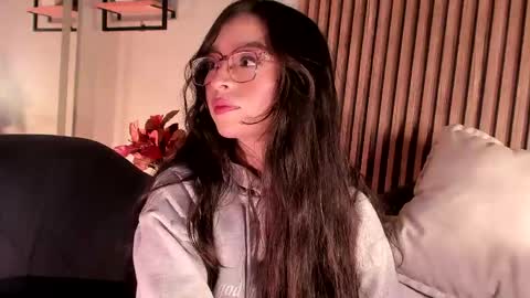 Angelinne online show from May 20, 3:36 am