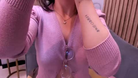 Angelinne online show from October 9, 3:54 am