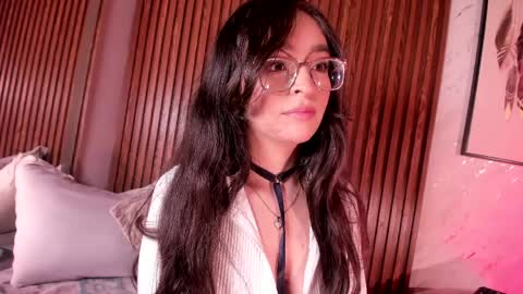 Angelinne online show from March 28, 8:36 am