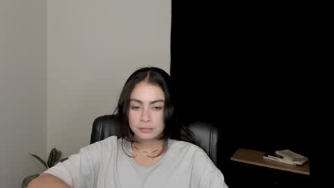 eva_monn online show from September 8, 11:15 pm