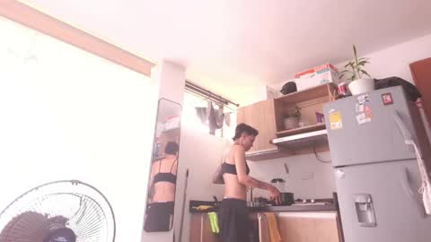 Eva cute online show from May 21, 3:43 pm
