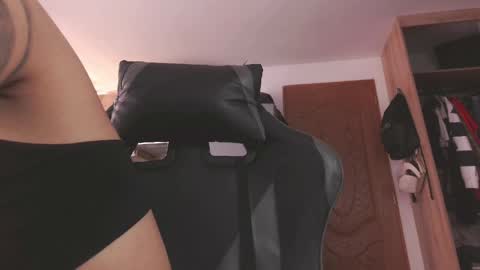 Eva cute online show from May 11, 2:45 pm