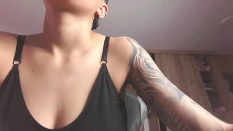 Eva cute online show from May 26, 1:10 pm