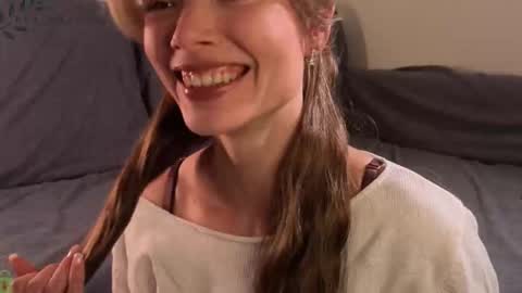 Eva online show from October 6, 5:07 pm