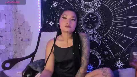 Eva  online show from November 5, 8:30 am