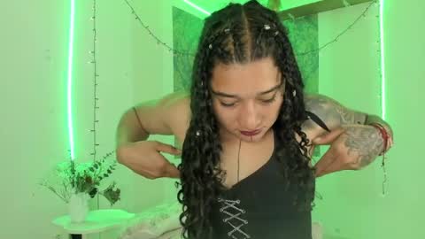 Eva  online show from May 24, 10:36 am
